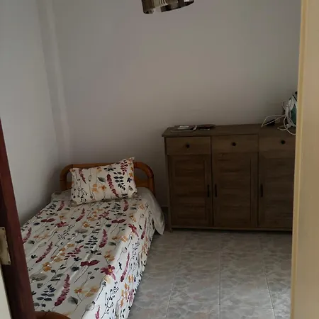 Rosi Rhodos *
